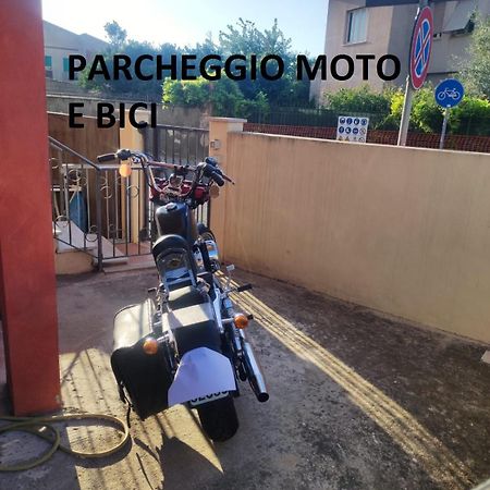 La Via Del Mare Hotel Oristano Luaran gambar